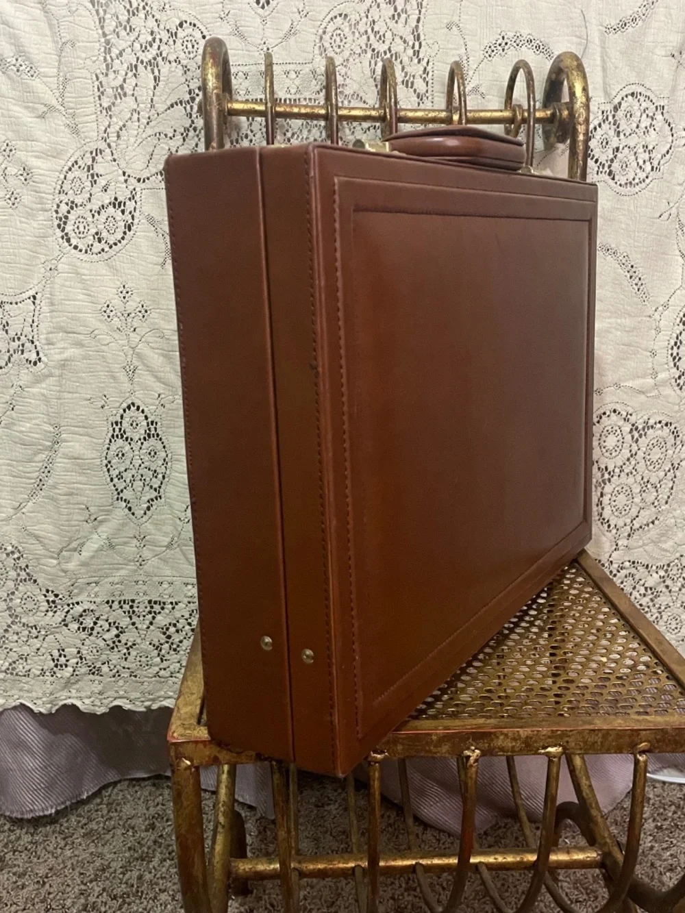 Vintage light brown faux leather briefcase